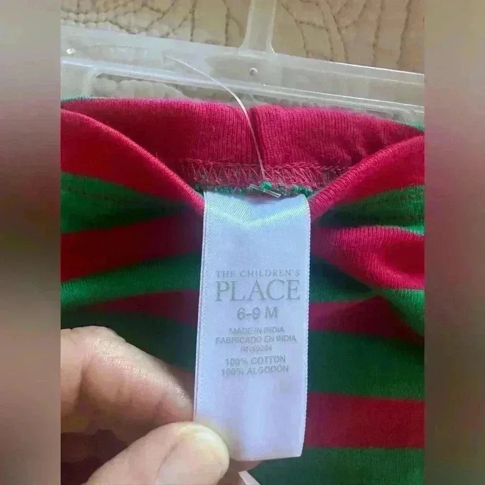 The Children’s Place Holiday Elf Pajama Set Size 6-9 Months NWT 100% Cotton